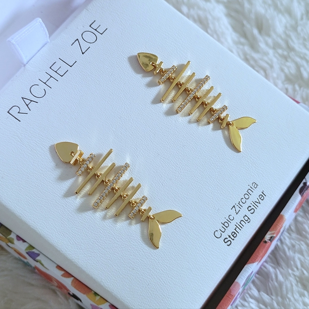 Rachel Zoe Gold💛 Fish🐠 Bone🦴 Earrings - NIB - Picture 14 of 15